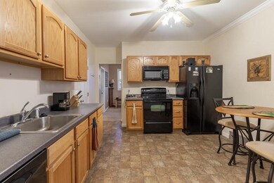 2 Blaney Ave unit 3, Peabody, MA 01960 - photo 2