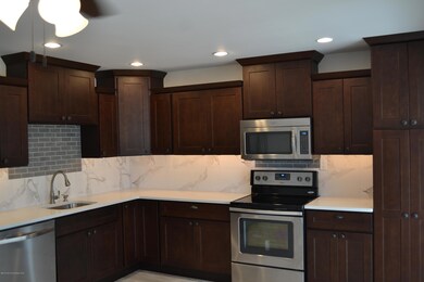 83 Parkway Dr unit D, Freehold, NJ 07728 - photo 7