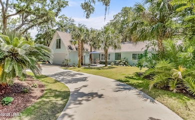 703 Swordfish Rd, Saint Helena Island, SC 29920 - photo 2