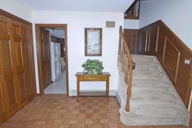 1303 Hickory St Foyer 2