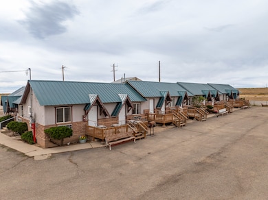 175 Mccormick St, Wamsutter, WY 82336 - photo 3