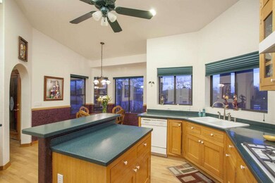 Whimsical Kitchen-delightful lay out