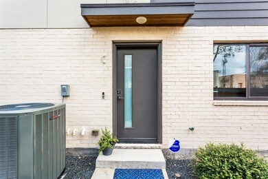 5602 Lindell Ave unit C, Dallas, TX 75206 - photo 2