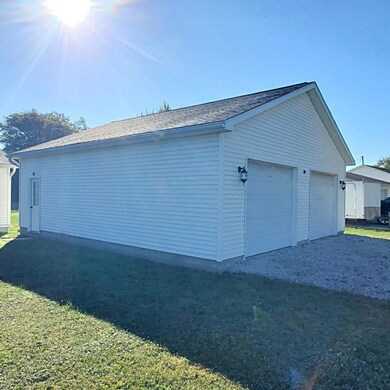 8181 E County Road 195 S, New Point, IN 47240 - photo 4