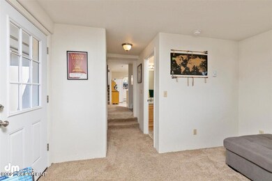 04-Living Room 20210430-DW-2562