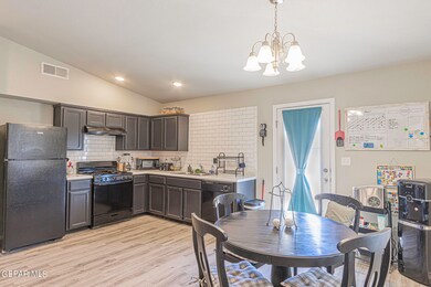 14260 Sabio, Horizon City, TX 79928 - photo 5