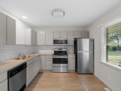 2127 Augusta Dr unit C, Henderson, KY 42420 - photo 3