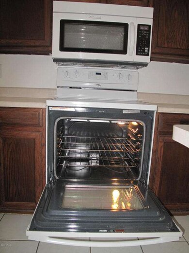 2000 N Arrowhead Dr, Chandler, AZ 85224 - photo 6