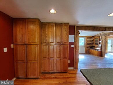 913 Apple Harvest Dr, Hedgesville, WV 25427 - photo 7