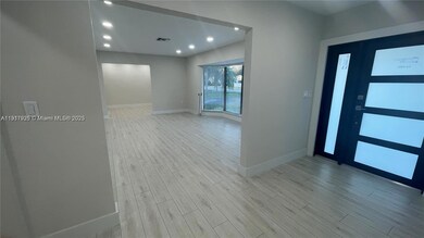 8320 SW 142nd St, Palmetto Bay, FL 33158 - photo 4