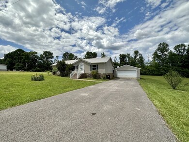 302 Pointe Ln, Lafayette, TN 37083 - photo 2