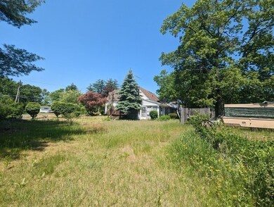 19 Morris Ave, Turners Falls, MA 01376 - photo 4