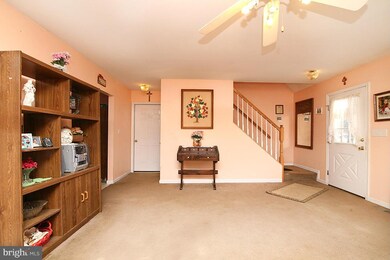 6117 Bnai Dr, Sykesville, MD 21784 - photo 5