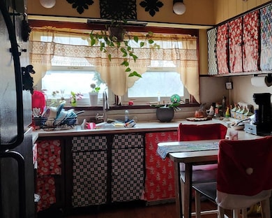 10140 Dugspur Rd, Laurel Fork, VA 24352 - photo 4