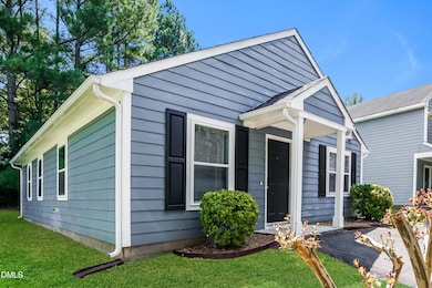 017-photo-front-view-13031229