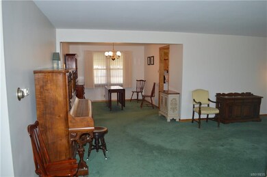 684 Treichler St, North Tonawanda, NY 14120 - photo 5