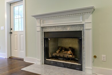 117 Middle Rd-7