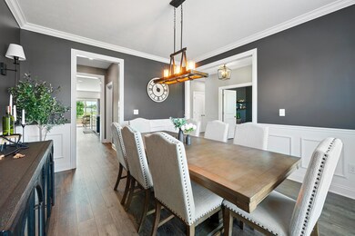 Gorgeous formal dining room