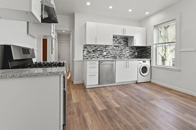 87 Bailey St unit 2, Dorchester Center, MA 02124 - photo 2