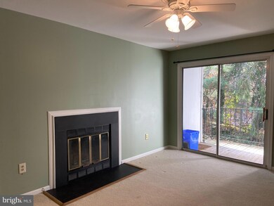 20252 Shipley Terrace unit 6-C-202, Germantown, MD 20874 - photo 2