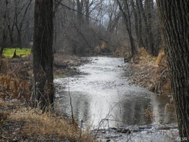 5281 Limeport Pike, Coopersburg, PA 18036 - photo 3