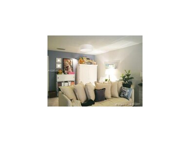 LIVING ROOM 3