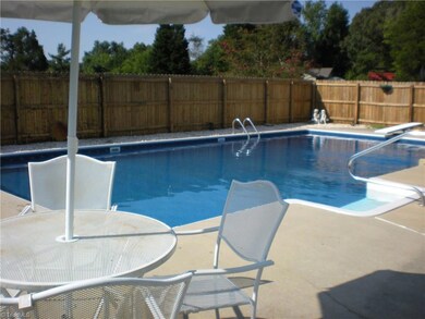 4905 Newkirk Dr, Greensboro, NC 27407 - photo 4