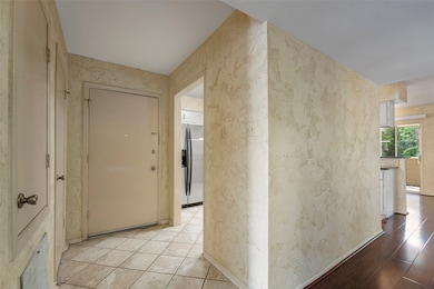 14515 Wunderlich Dr unit 708, Houston, TX 77069 - photo 3