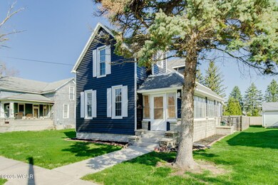 3-web-or-mls-2025 04 7 - 716W2ndSt-Delph