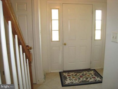 51 Magnolia Dr, Leola, PA 17540 - photo 2