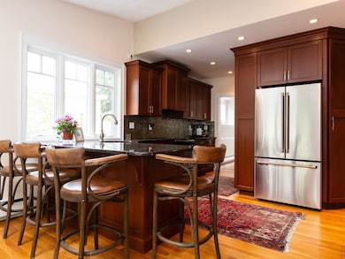 29 Fair Oaks Ave, Newtonville, MA 02460 - photo 4