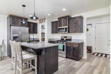 3888 Trans Am Ln, St. George, UT 84790 - photo 4