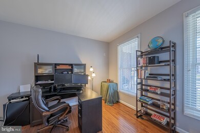 43361 St Andrews St, Chantilly, VA 20152 - photo 5