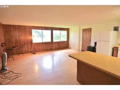 62194 Crown Point Rd, Coos Bay, OR 97420 - photo 7