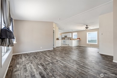 201 W Oakview Ave unit 88, Centralia, WA 98531 - photo 5