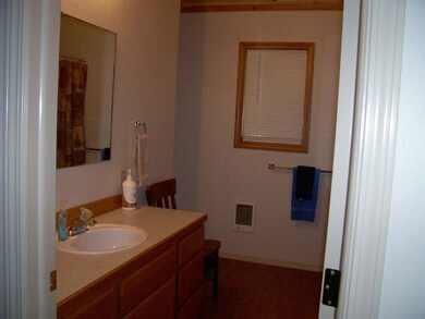 661 Earl's Rd, Cascade, ID 83611 - photo 7