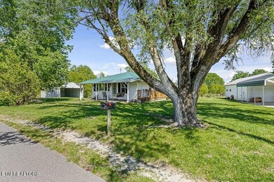 1217 Three Island Rd, Walling, TN 38587 - photo 3