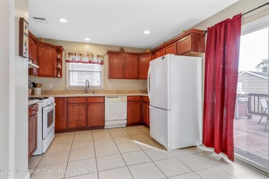 20 Passaic St, North Middletown, NJ 07748 - photo 7