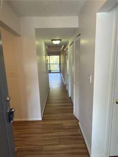 2325 Sea Shell Rd unit 304, Virginia Beach, VA 23451 - photo 4