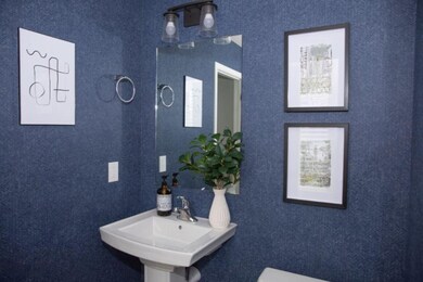 CSS002-i2280-Powder Room3
