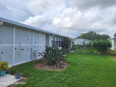 912 Evergreen St, Sebastian, FL 32976 - photo 3