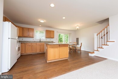 1644 Cliff Dr, Edgewater, MD 21037 - photo 5