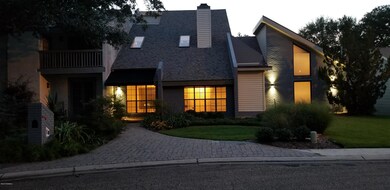 10 Courtyard-32