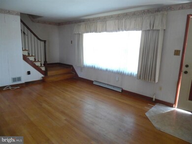 321 N Wyomissing Ave, Reading, PA 19607 - photo 5