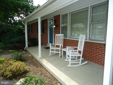 111 Catoctin Ave, Frederick, MD 21701 - photo 2