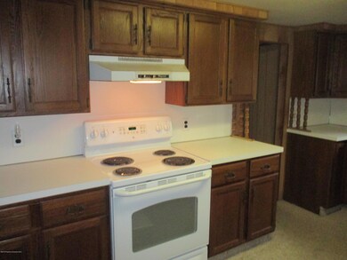 136 S Fillmore Ave, Scranton, PA 18504 - photo 6