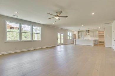 05-105-DSC_2375LRenfuse