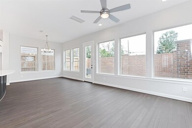 1502 Acevedo Ln, Houston, TX 77055 - photo 4