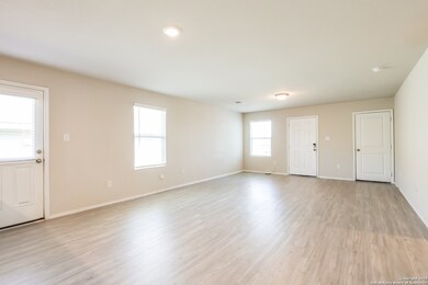 6419 Pickaxe Way, San Antonio, TX 78252 - photo 4