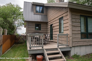 939 W Stuart St, Pinedale, WY 82941 - photo 6